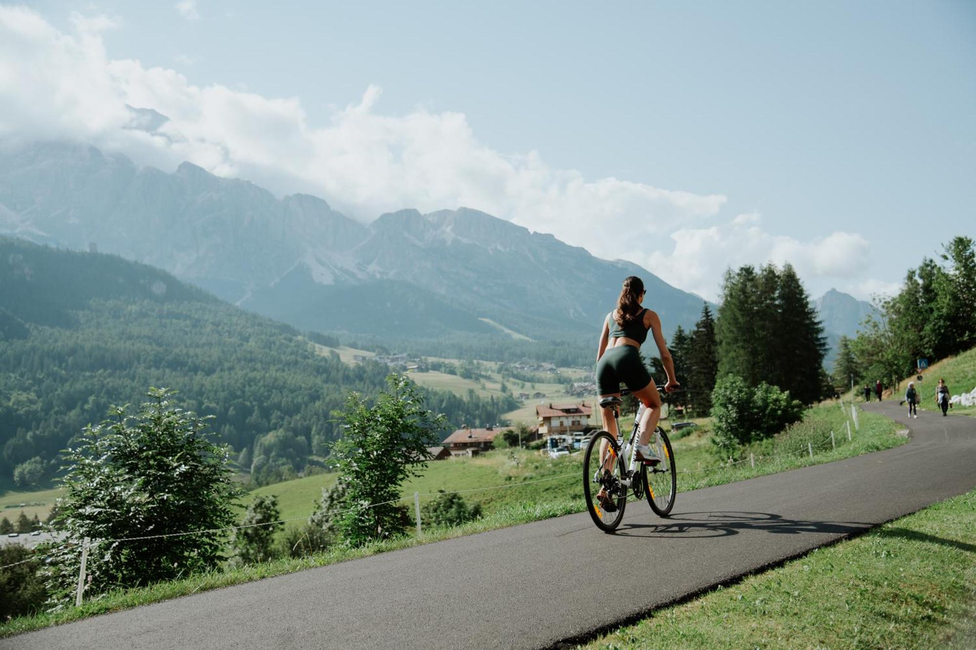 Rosapetra Spa Resort - Small Luxury Hotels Of The World Cortina dʼAmpezzo Exterior foto